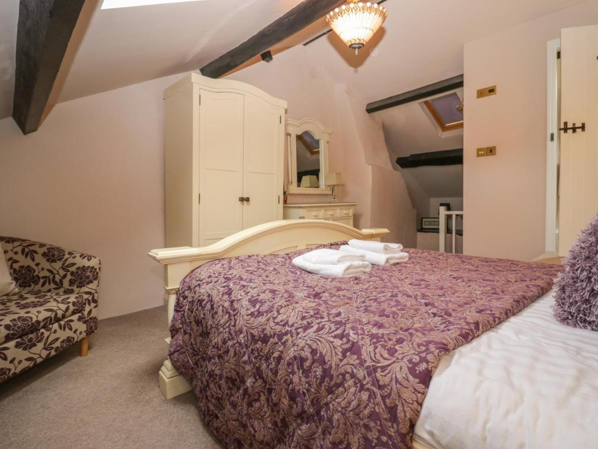 Villa Old Book Shop Grange-over-Sands Esterno foto